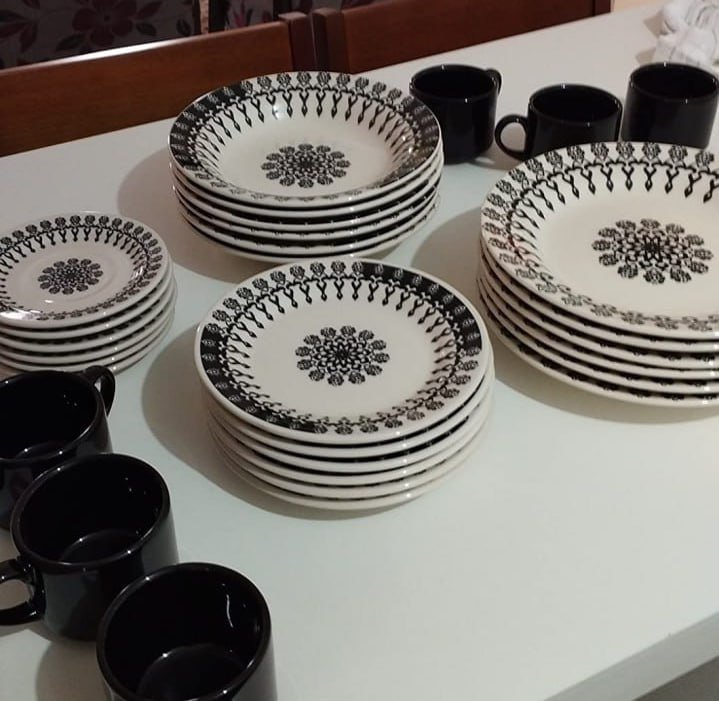 Aparelho de Jantar e Chá Biona Donna Folk, Marfim/Preto